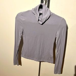 Turtleneck 3/$15 ✨